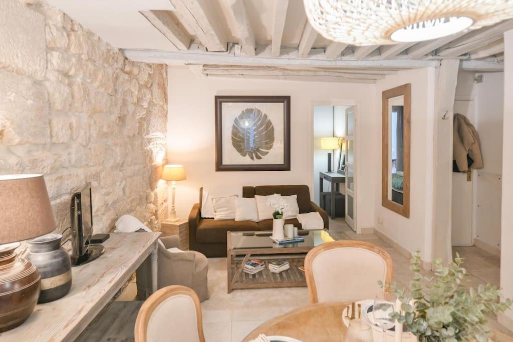 Cosy Appartement En Plein Marais París Exterior foto